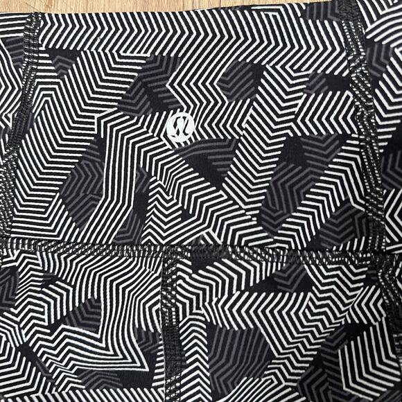 Lululemon Pace Rival High-Rise Crop 22" Labyrinth Black Light Cast / Black Sz 6 - Picture 9 of 12